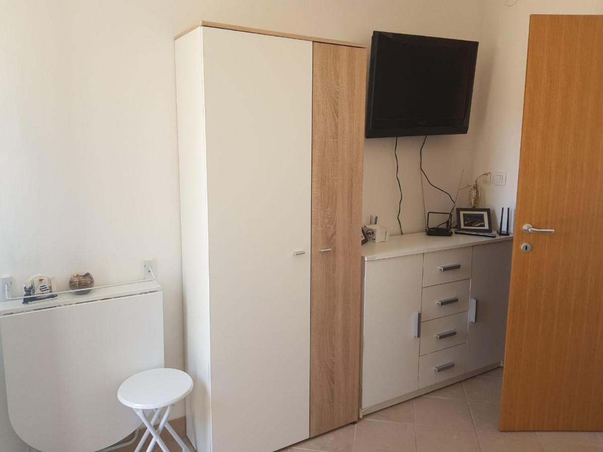 Small Studio Mali Losinj Ngoại thất bức ảnh